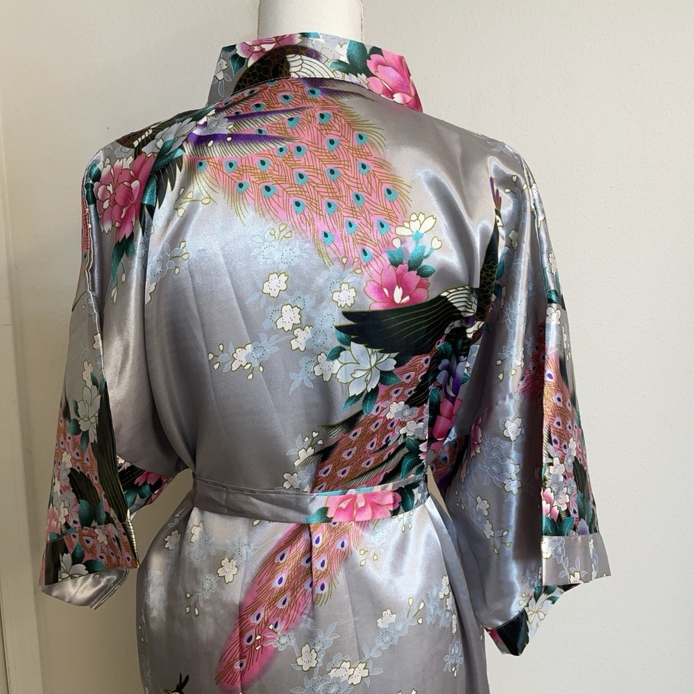 Womens Kimono Wrap Tie Robe One Size Silky Silver Gray Peacock Blossoms Lounge - Picture 5 of 9